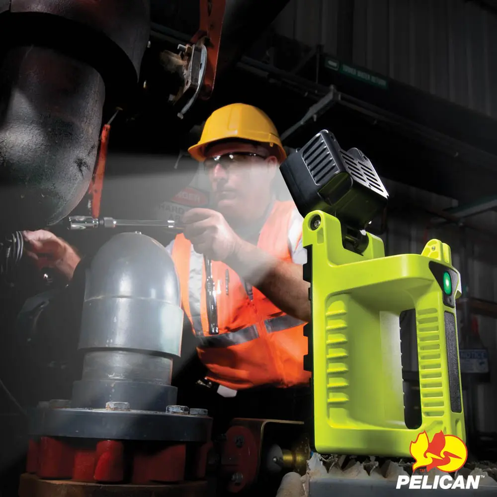 Lanterna de Mão Pelican 9415-Z0 LED Antiexplosão Recarregável